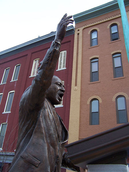 Martin Luther King bronze